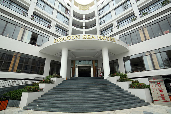 Khách sạn Dragon Sea